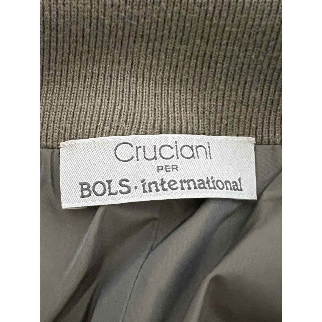 Cruciani(クルチアーニ)のクルチアーニ BOLS 別注 新品同様 超美品 薄手 ナイロンブルゾン 46 メンズのジャケット/アウター(ブルゾン)の商品写真