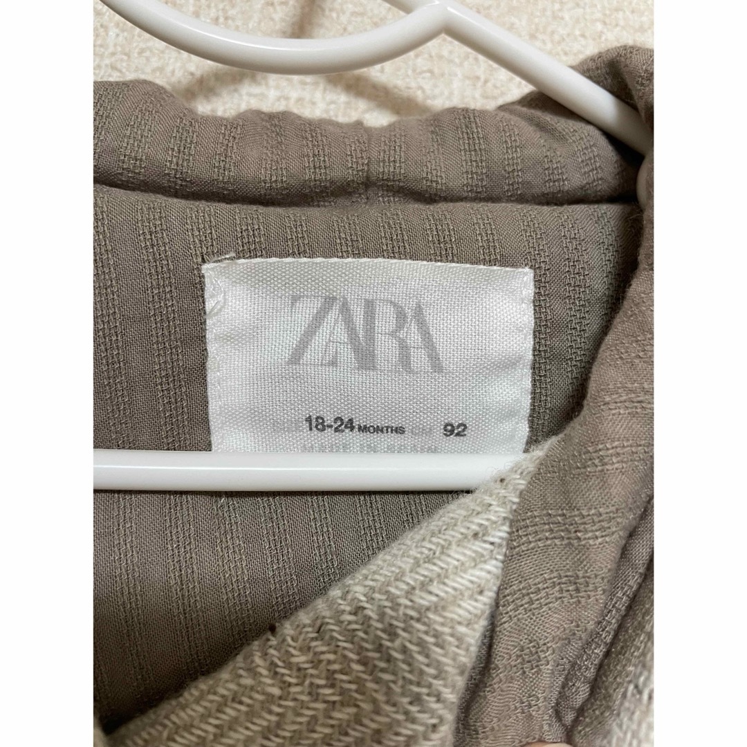 ZARA KIDS(ザラキッズ)のZARA コート キッズ/ベビー/マタニティのキッズ服女の子用(90cm~)(ジャケット/上着)の商品写真