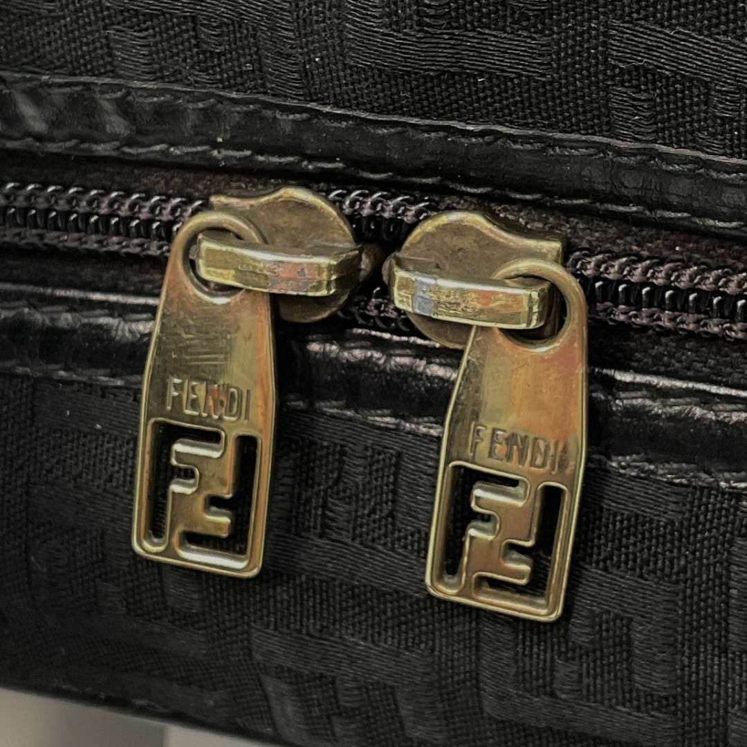 FENDI(フェンディ)のFENDI ヴィンテージ　ズッキーノ　ハンドバッグ　オールドフェンディ レディースのバッグ(ハンドバッグ)の商品写真