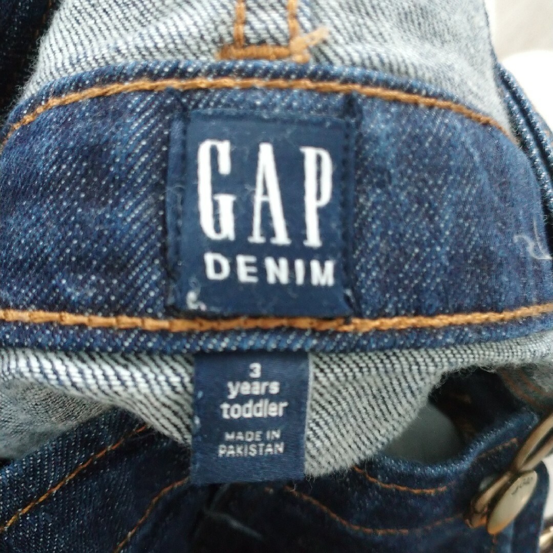 GAP(ギャップ)の専用★GAP DENIM デニムオーバーオールスカート 100センチ キッズ/ベビー/マタニティのキッズ服女の子用(90cm~)(スカート)の商品写真