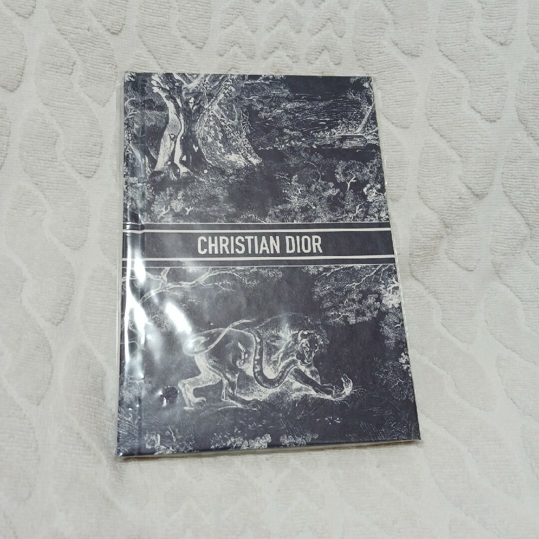 Christian Dior(クリスチャンディオール)のDiorノベルティーノート　新品未開封 エンタメ/ホビーのコレクション(ノベルティグッズ)の商品写真