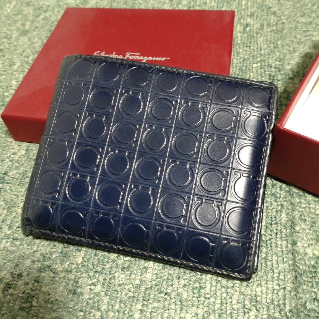 Salvatore Ferragamo(サルヴァトーレフェラガモ)のフェラガモ 財布 二つ折り メンズ メンズのファッション小物(折り財布)の商品写真