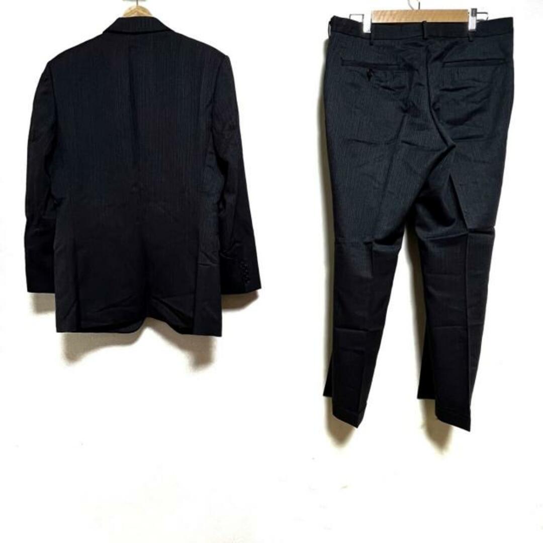 TAKEO KIKUCHI(タケオキクチ)のTAKEOKIKUCHI(タケオキクチ) シングルスーツ サイズ3 L メンズ - ダークグレー ストライプ メンズのスーツ(セットアップ)の商品写真
