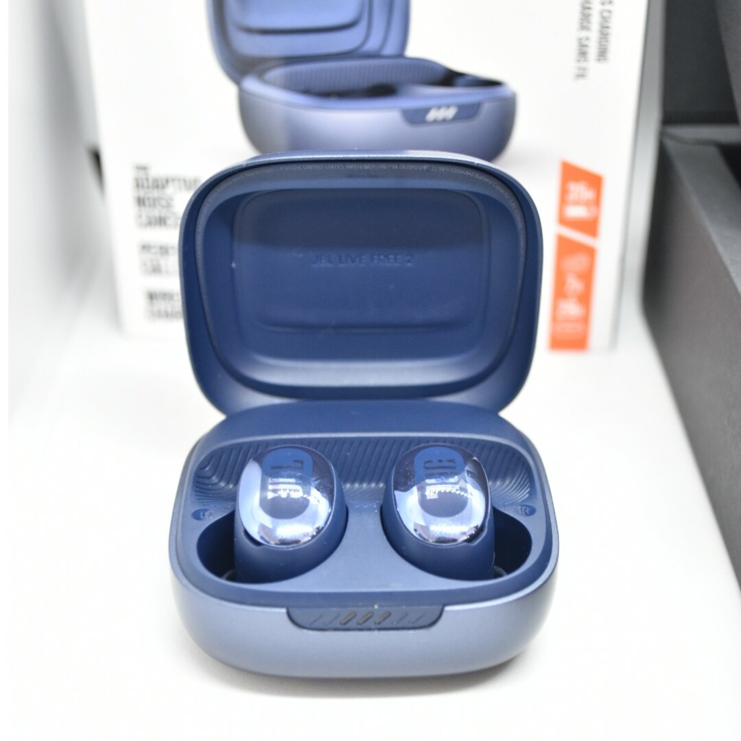 BOSE(ボーズ)のJBL フルワイヤレスイヤホン LIVE FREE 2 BLUE スマホ/家電/カメラのオーディオ機器(ヘッドフォン/イヤフォン)の商品写真