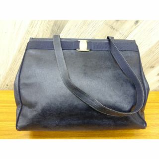 フェラガモ(Ferragamo)のK池056/ フェラガモ ヴァラ クロコダイル風 型押し レザー トートバッグ(トートバッグ)