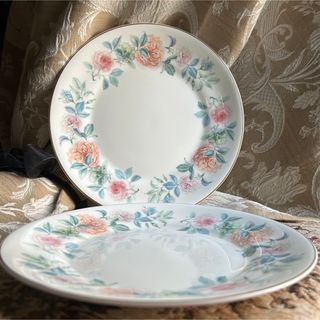 ウェッジウッド(WEDGWOOD)の英国製  WEDGWOOD Mist Rose  瑞々しいフローラル❁﻿プレート(食器)