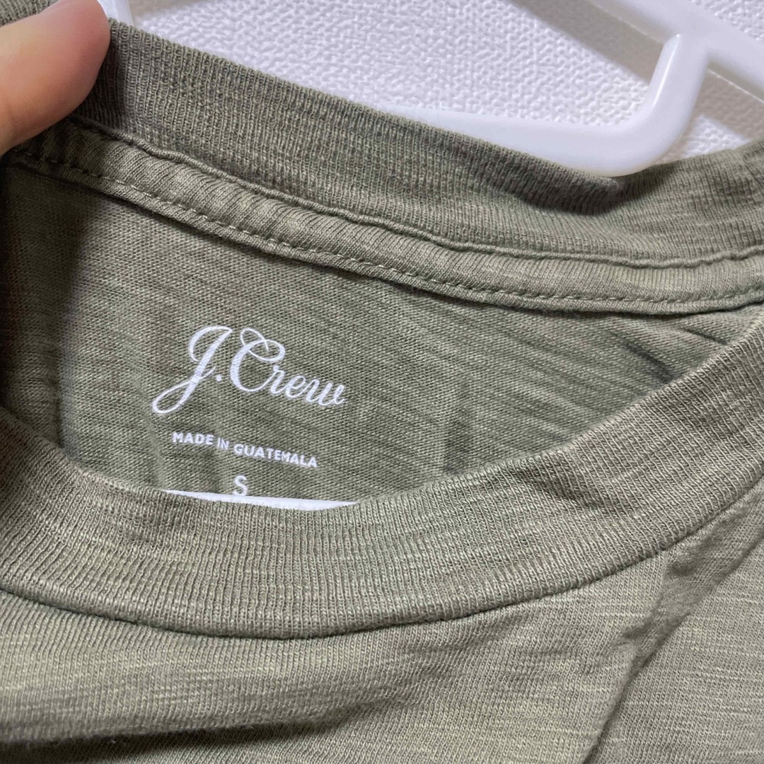 J.Crew(ジェイクルー)のJ crew tシャツ　カーキ レディースのトップス(Tシャツ(半袖/袖なし))の商品写真