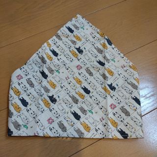 ハンドメイド　大人用三角巾　ネコ柄(キッチン小物)