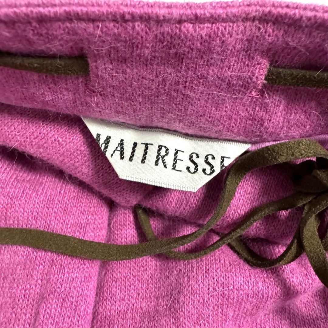 ● MAITRESSE  ニットスカート 9号 未着用品 日本製 ● レディースのスカート(ひざ丈スカート)の商品写真