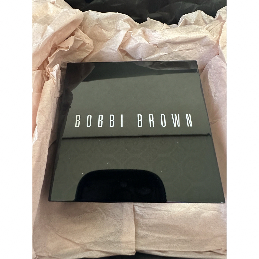 BOBBI BROWN(ボビイブラウン)のボビーブラウン　ハイライティングパウダー01 新品 コスメ/美容のベースメイク/化粧品(フェイスカラー)の商品写真