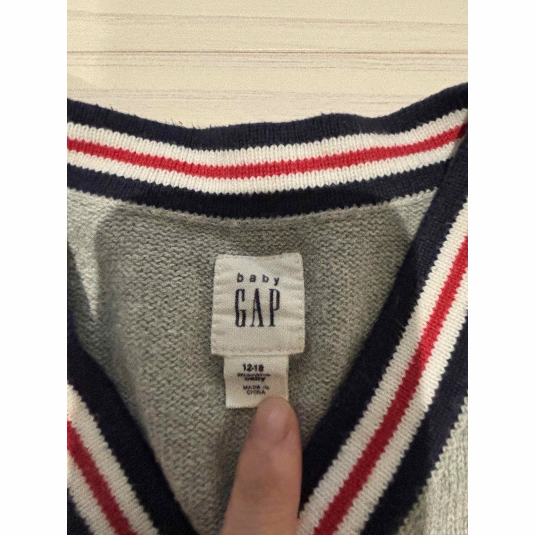 babyGAP(ベビーギャップ)のbaby GAP  カーディガン 80 キッズ/ベビー/マタニティのベビー服(~85cm)(カーディガン/ボレロ)の商品写真