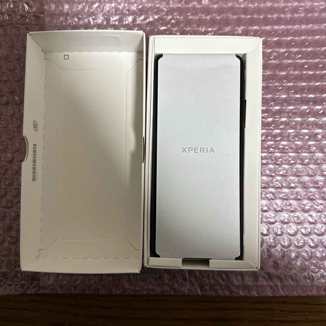 Xperia(エクスペリア)のSONY Xperia 10 IV SO-52C ブラック　simフリー スマホ/家電/カメラのスマートフォン/携帯電話(スマートフォン本体)の商品写真