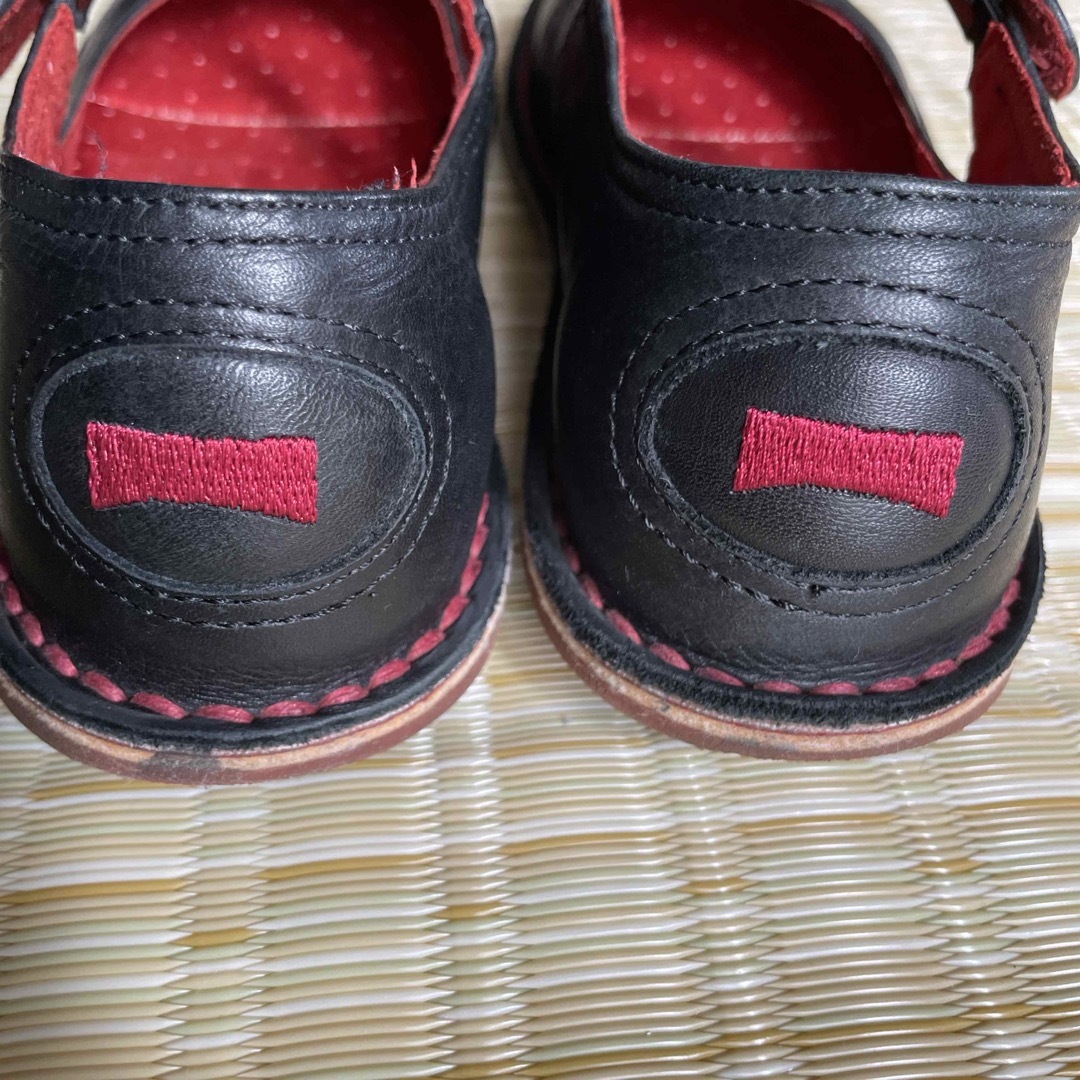 CAMPER(カンペール)のカンペール　ツインズ　りんご刺繍 フラットシューズ　サイズ23.0 レディースの靴/シューズ(その他)の商品写真