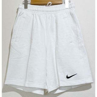 ナイキ(NIKE)のNIKE（ナイキ）スウェット　ハーフパンツ【D0685-007】(ショートパンツ)