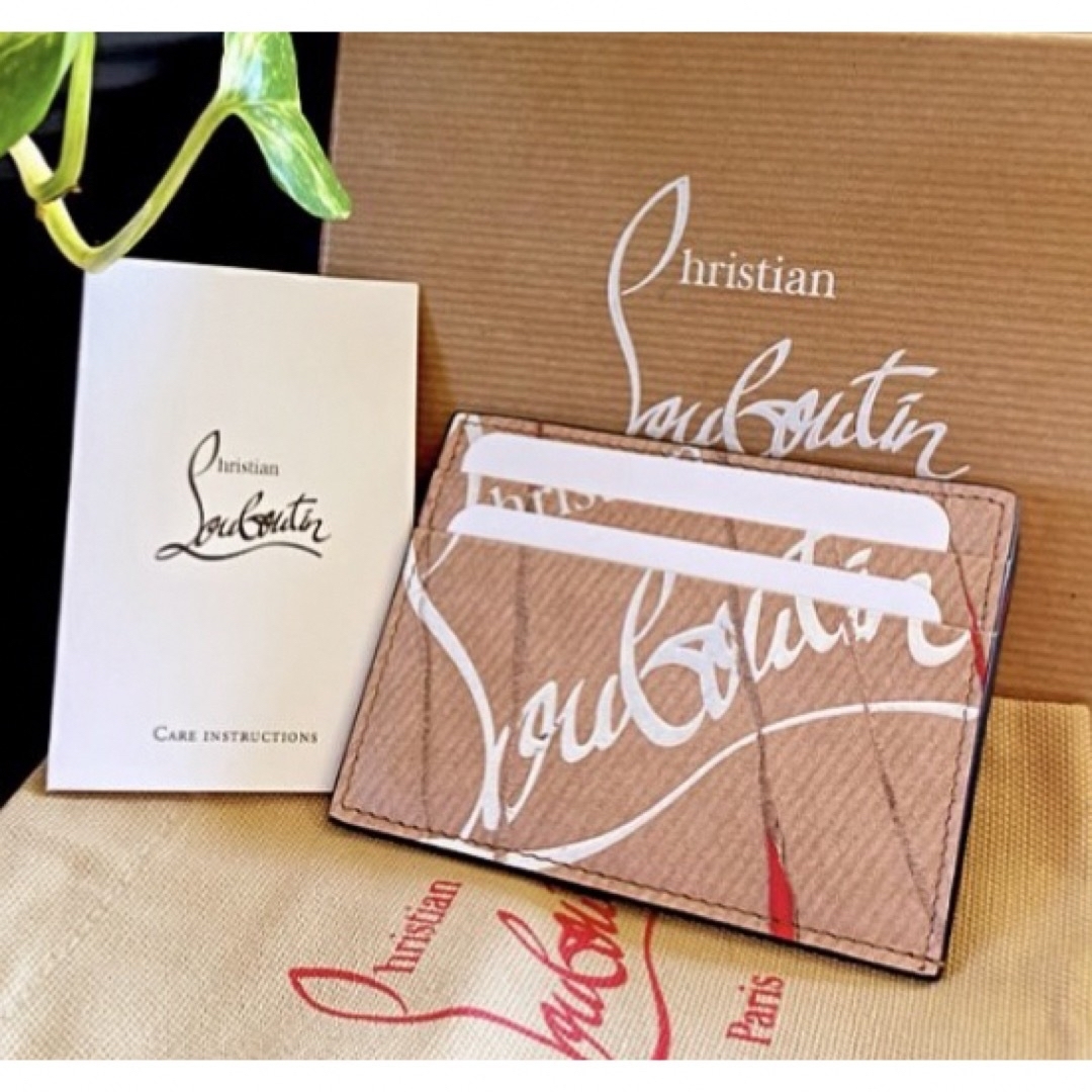 Christian Louboutin(クリスチャンルブタン)のChristian Louboutin ルブタン カードケース レディースのファッション小物(名刺入れ/定期入れ)の商品写真