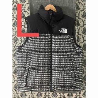 シュプリーム(Supreme)のSupreme / The North Face® Studded Nuptse(ダウンベスト)