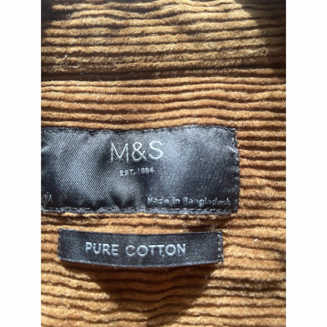 M＆S(エムアンドエス)のコーデュロイシャツ　茶色　イギリス メンズのトップス(シャツ)の商品写真