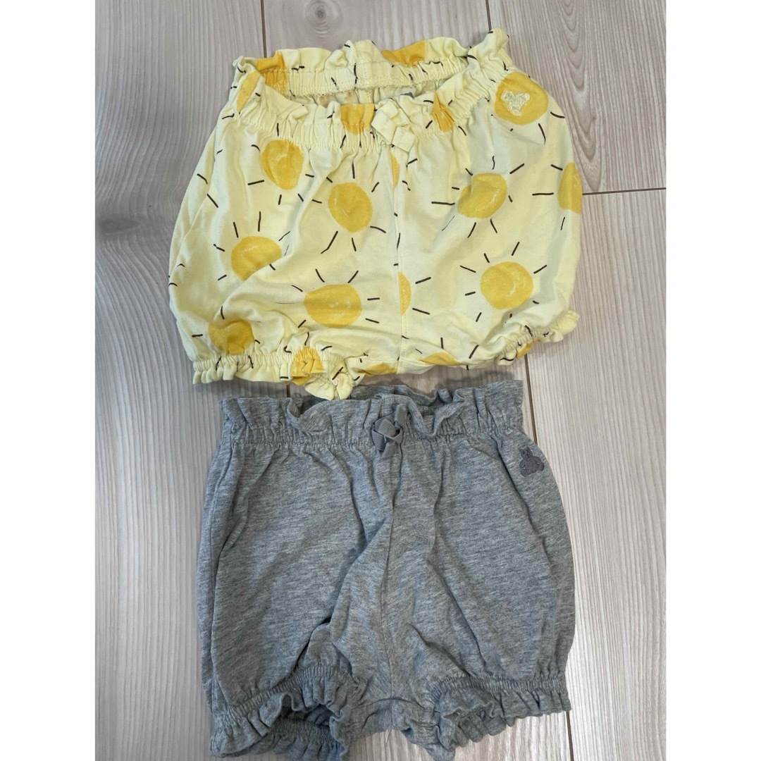 babyGAP(ベビーギャップ)の⭐︎美品⭐︎babygapショートパンツ70cm２点セット キッズ/ベビー/マタニティのベビー服(~85cm)(パンツ)の商品写真