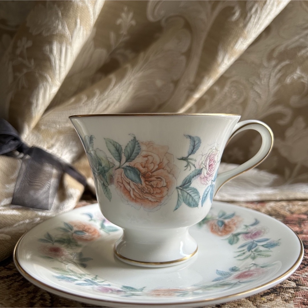 WEDGWOOD(ウェッジウッド)の英国製  WEDGWOOD Mist Rose カップ&ケーキプレート インテリア/住まい/日用品のキッチン/食器(食器)の商品写真