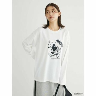 グリーンパークス(green parks)の【オフホワイト】Disney/箔プリントロンTEE 24SS/ディズニー(カットソー(長袖/七分))