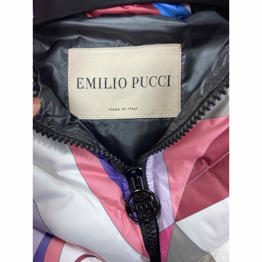 EMILIO PUCCI(エミリオプッチ)の新品タグ付き EMILIO PUCCI  エミリオプッチ ダウン レディースのジャケット/アウター(ダウンコート)の商品写真
