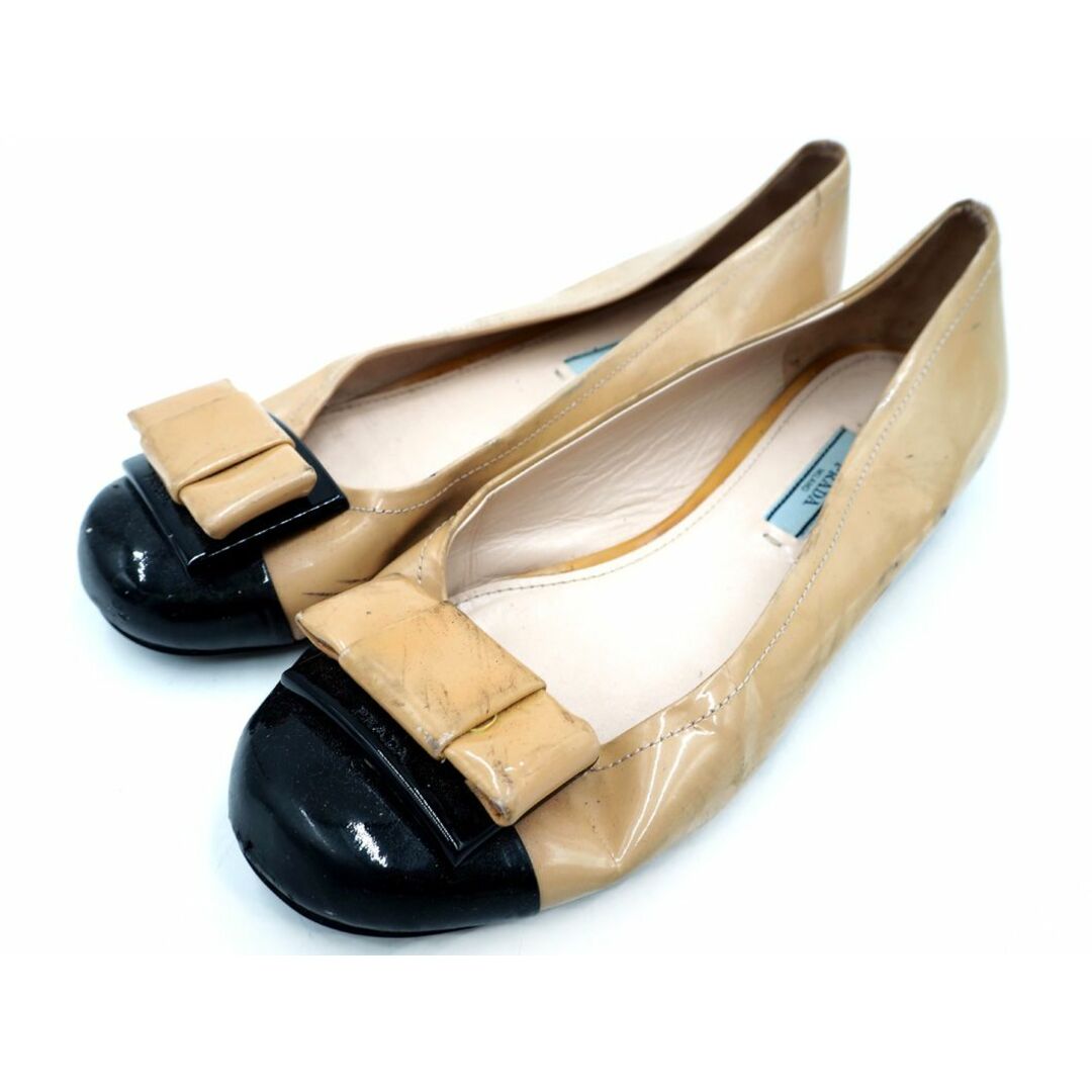 PRADA(プラダ)のPRADA プラダ フラット パンプス size37.5（23.5ｃｍくらい）/ベージュｘ黒 ■■ レディース レディースの靴/シューズ(ハイヒール/パンプス)の商品写真