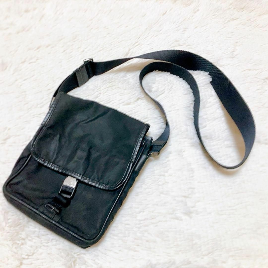 PRADA プラダ ショルダーバッグ ナイロン 三角ロゴ ブラック V167 | フリマアプリ ラクマ PRADA プラダ ショルダーバッグ ナイロン 三角ロゴ ブラック V167 | フリマアプリ ラクマ