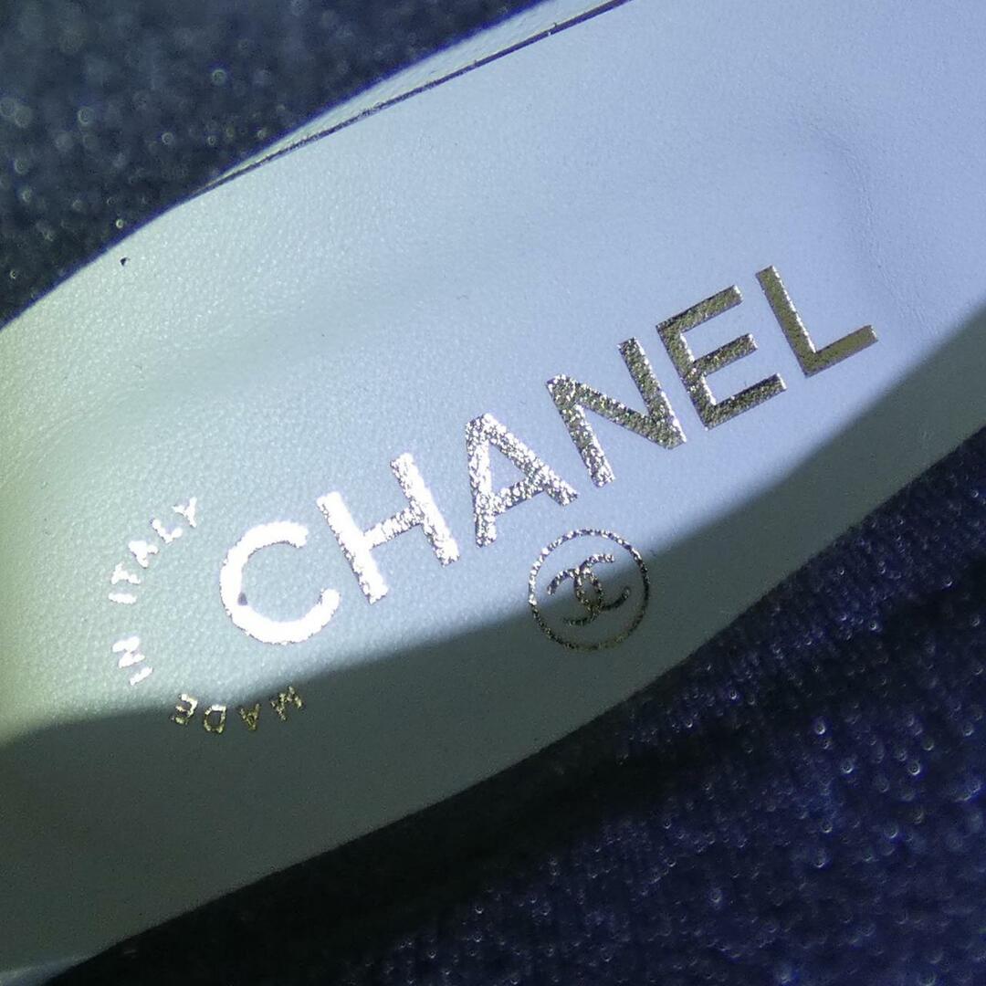 CHANEL(シャネル)のシャネル CHANEL ブーツ レディースの靴/シューズ(ブーツ)の商品写真