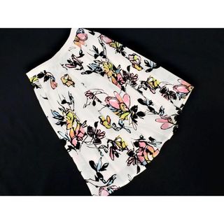 トッコ(tocco)のtocco closet トッコクローゼット 花柄 フレア スカート 白 ■◇ レディース(ひざ丈スカート)