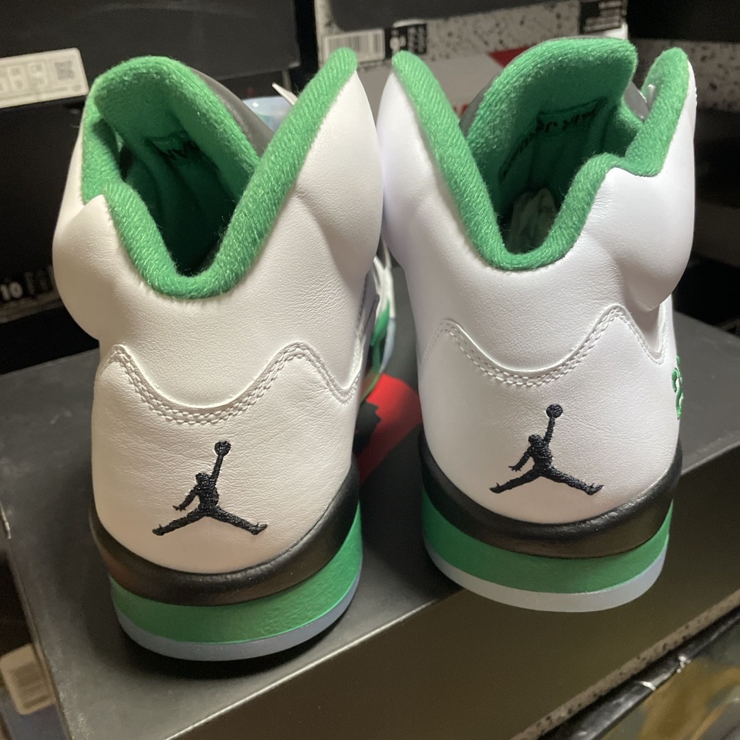 Jordan Brand（NIKE）(ジョーダン)のWMNSエアジョーダンⅤレトロ’ラッキーグリーン’size US12.0新品 メンズの靴/シューズ(スニーカー)の商品写真