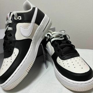 ナイキ(NIKE)のナイキ　エア　フォース　1 LV8 1 GS スニーカー　FB9035-002(スニーカー)