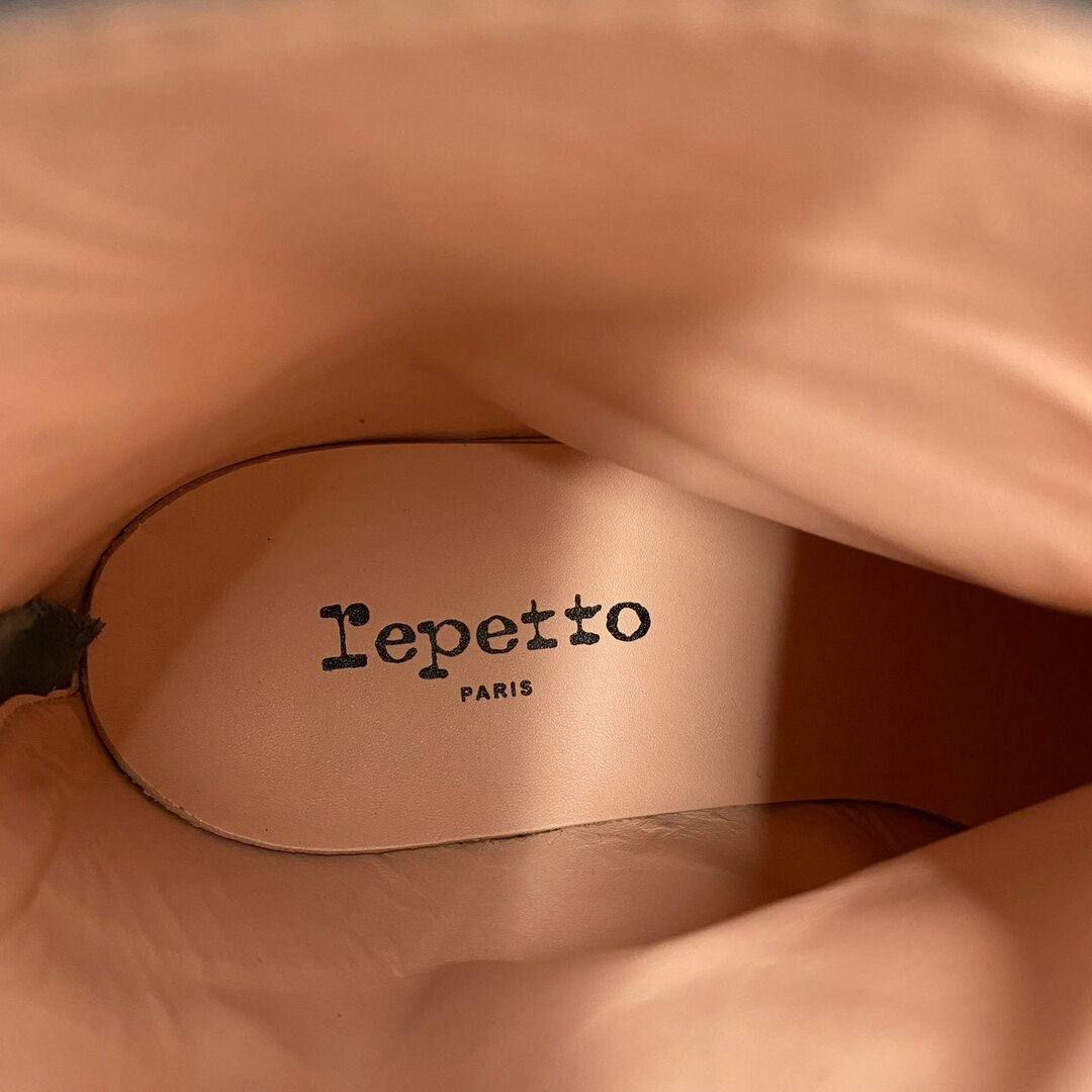 repetto(レペット)の4c8 《美品》 Repetto レペット フランス製 バックジップ アンクルブーツ ヒールブーツ シューズ  ラメ 39 ダークグレー ブラック レザー 山羊革 MADE IN FRANCE レディースの靴/シューズ(ブーツ)の商品写真