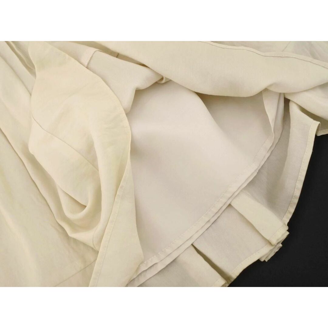 kumikyoku（組曲）(クミキョク)のKUMIKYOKU 組曲 ギャザー プリーツ Aライン 台形 スカート size2/アイボリー ■■ レディース レディースのスカート(ひざ丈スカート)の商品写真
