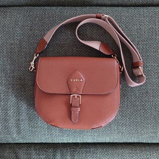 フルラ(Furla)のフルラ クロスボディ ウラニア(ショルダーバッグ)