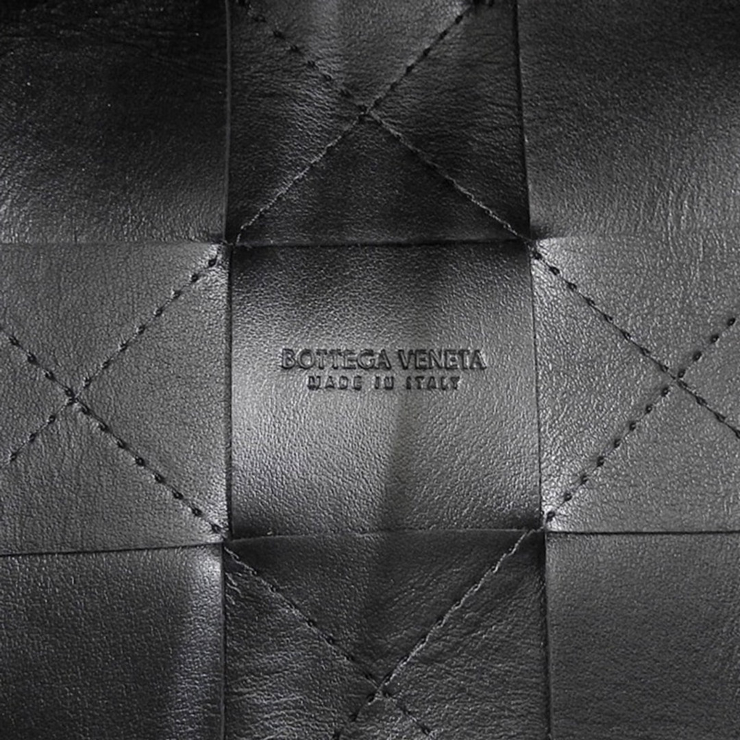 other(アザー)のボッテガヴェネタ BOTTEGA VENETA イントレチャート スモール カセット クロスボディバケットバッグ レザー 黒 680218 中古 新入荷 OB1728 レディースのバッグ(ショルダーバッグ)の商品写真