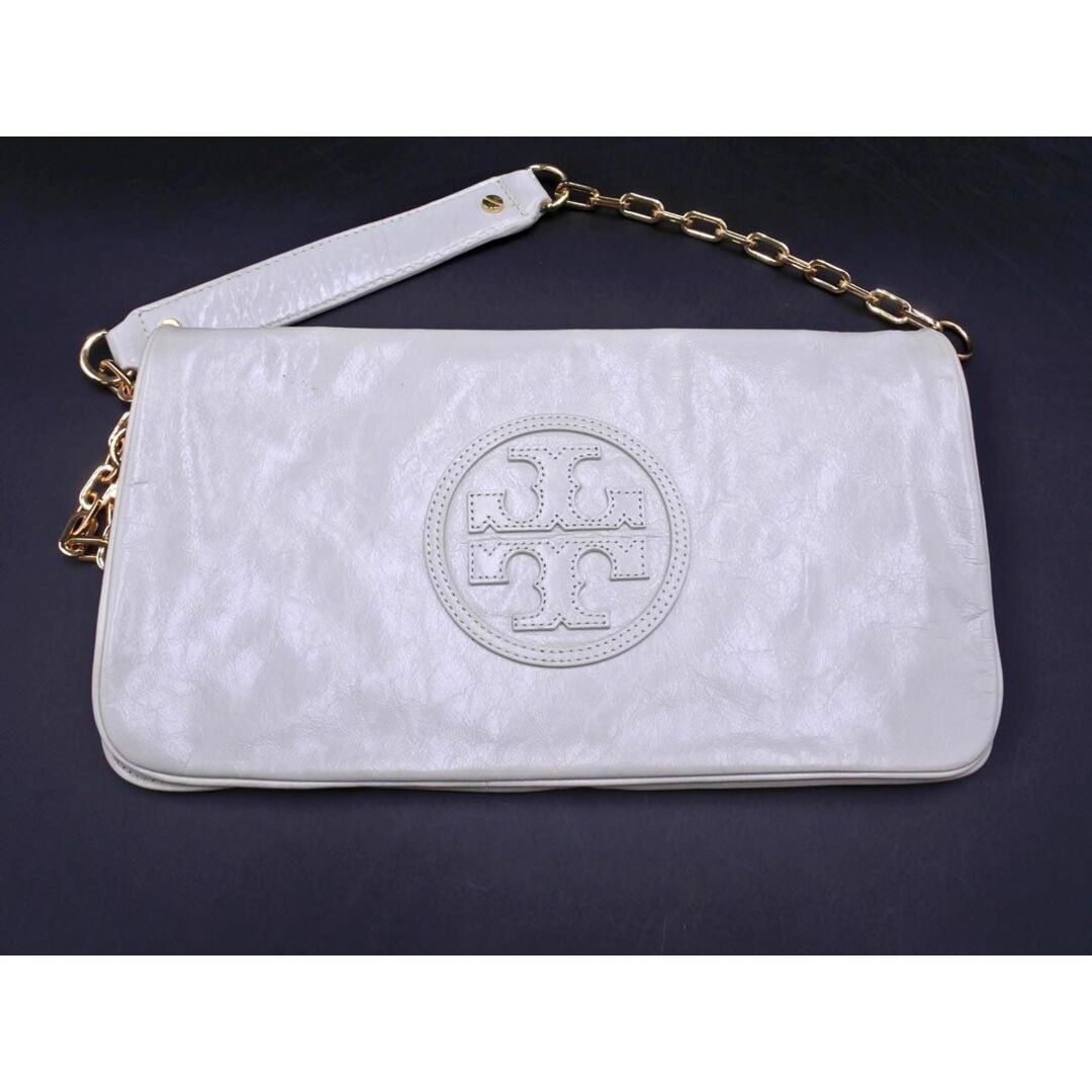 Tory Burch(トリーバーチ)のTory Burch トリーバーチ 2WAY ロゴ チェーン クラッチ バッグ オフホワイト ■■ レディース レディースのバッグ(クラッチバッグ)の商品写真