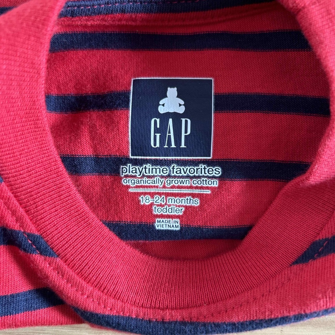 GAP Kids(ギャップキッズ)のGAP  ベビー服　ボーダーTシャツ キッズ/ベビー/マタニティのキッズ服男の子用(90cm~)(Tシャツ/カットソー)の商品写真