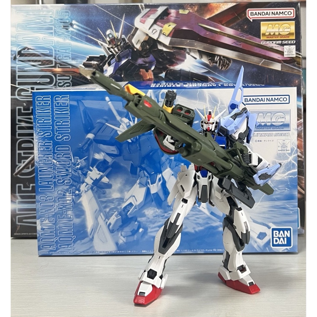 MG エールストライク+ストライカーパック 完成品 MG エールストライク+ストライカーパック 完成品