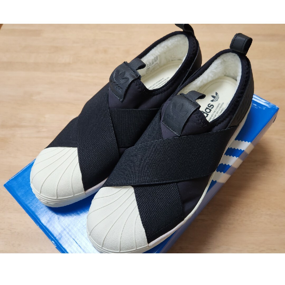 adidas(アディダス)のアディダス SS SLIPON FLEECE スーパースタースリッポン フリース メンズの靴/シューズ(スリッポン/モカシン)の商品写真