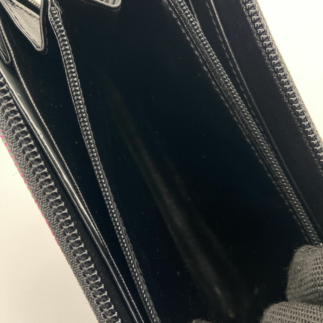 Vivienne Westwood(ヴィヴィアンウエストウッド)の【美品】ヴィヴィアンウエストウッド　ラウンドジップ　長財布 タータンチェック レディースのファッション小物(財布)の商品写真