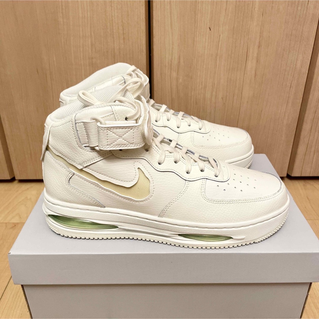 NIKE(ナイキ)の新品 NIKE AIR FORCE MID ナイキ エア フォース ワン EVO メンズの靴/シューズ(スニーカー)の商品写真