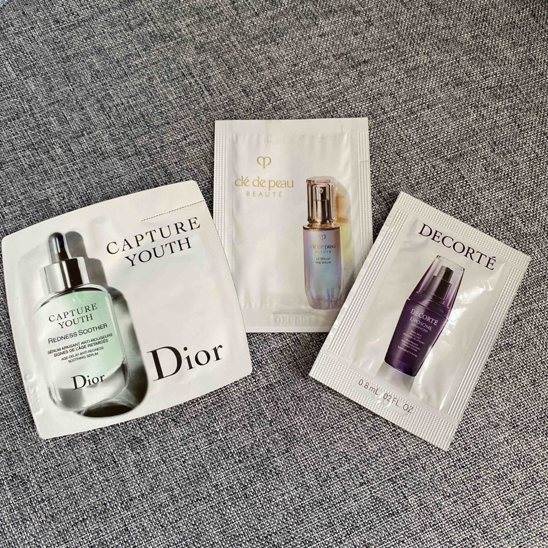 Dior(ディオール)の美容液 サンプル3種セット コスメ/美容のキット/セット(サンプル/トライアルキット)の商品写真