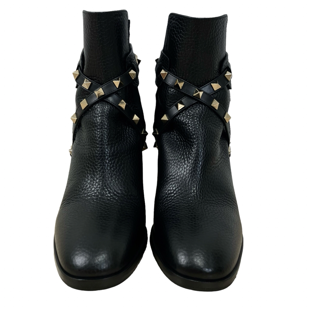valentino garavani(ヴァレンティノガラヴァーニ)の美品 ヴァレンティノガラヴァーニ ショートブーツ サイドゴア 黒 スタッズ レディースの靴/シューズ(ブーツ)の商品写真