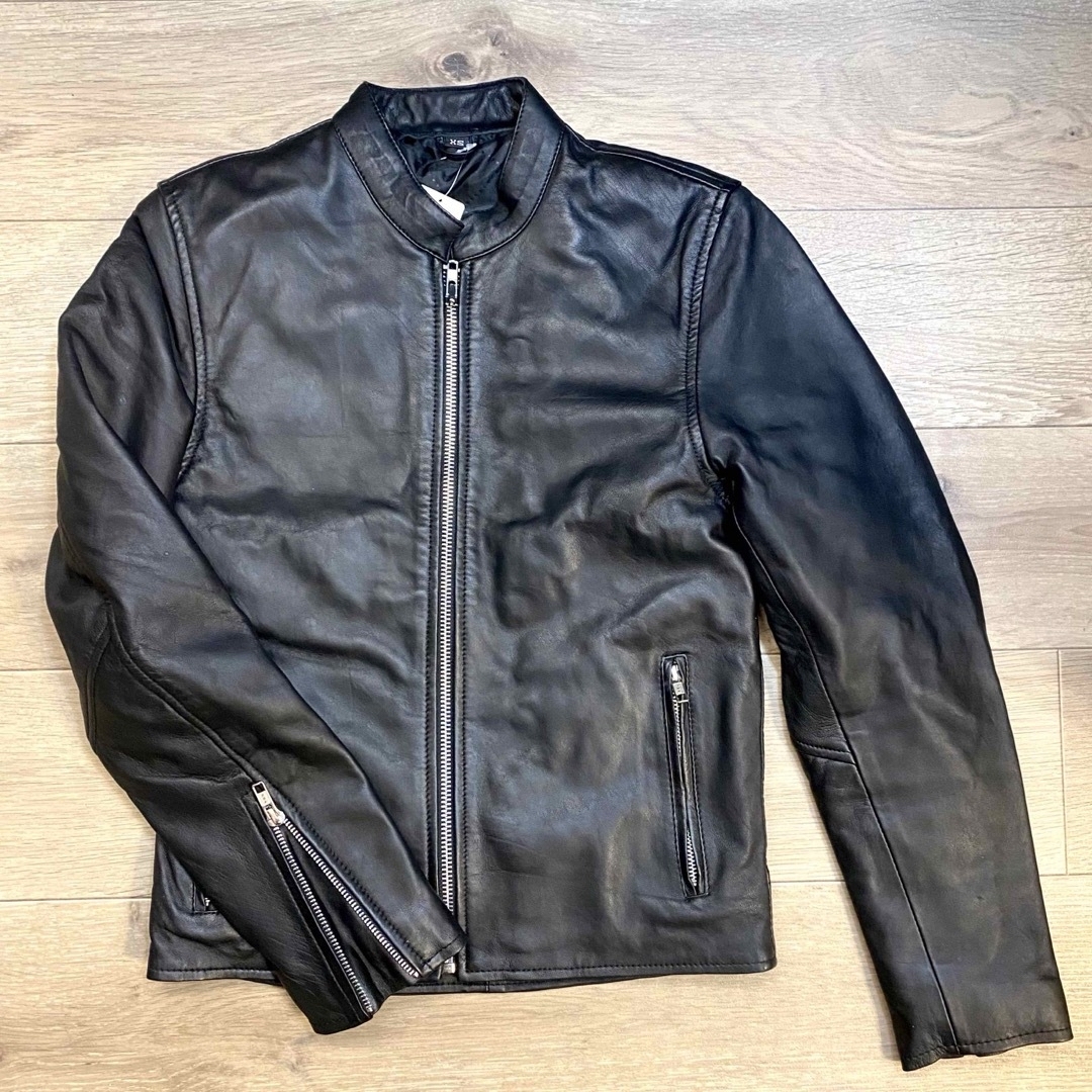  【新品】羊革 シングルライダースジャケット XS ブラック シープスキン メンズのジャケット/アウター(ライダースジャケット)の商品写真