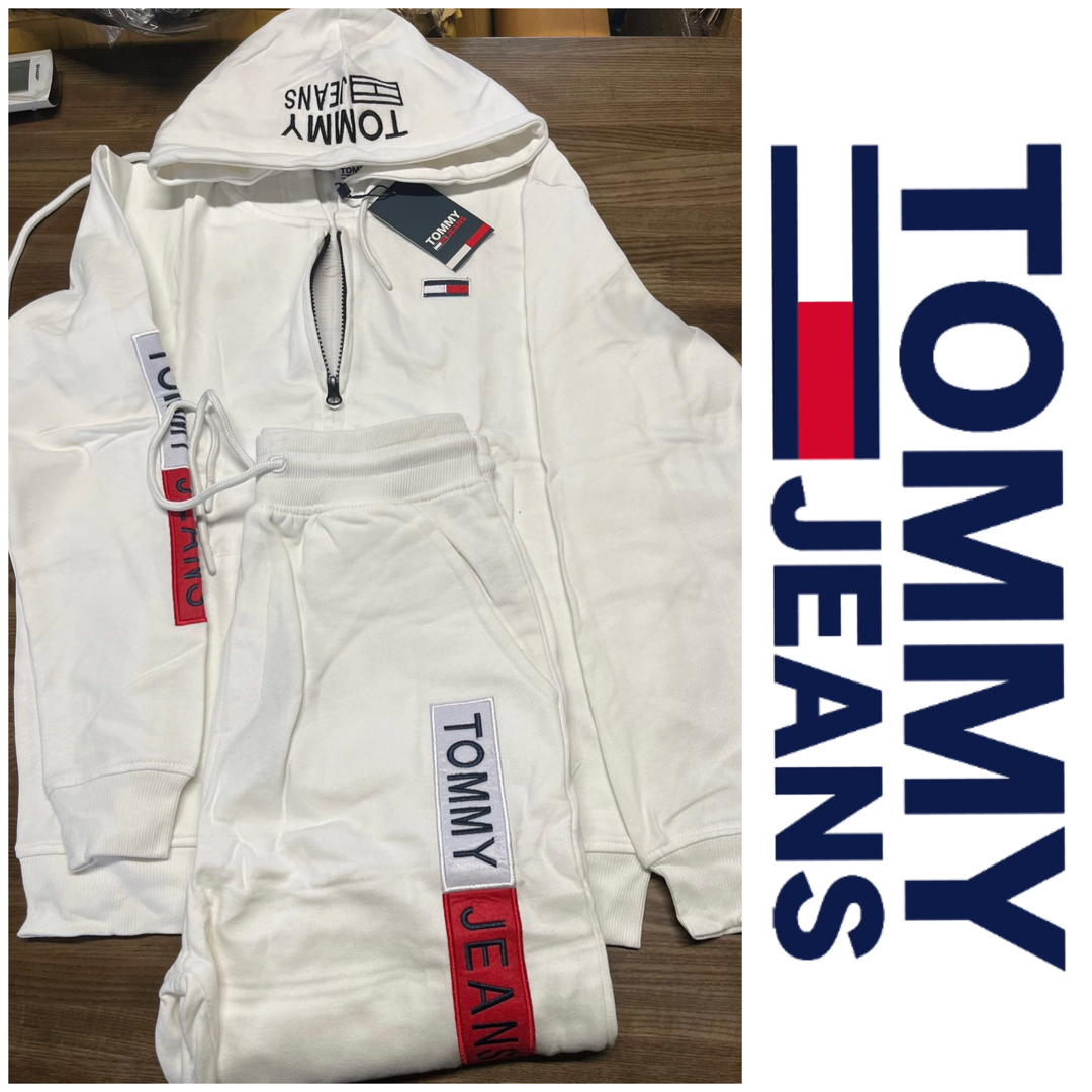 TOMMY JEANS(トミージーンズ)のTOMMY JEANS★トミージーンズセットアップ★WHITE白色 Sサイズ メンズのトップス(パーカー)の商品写真