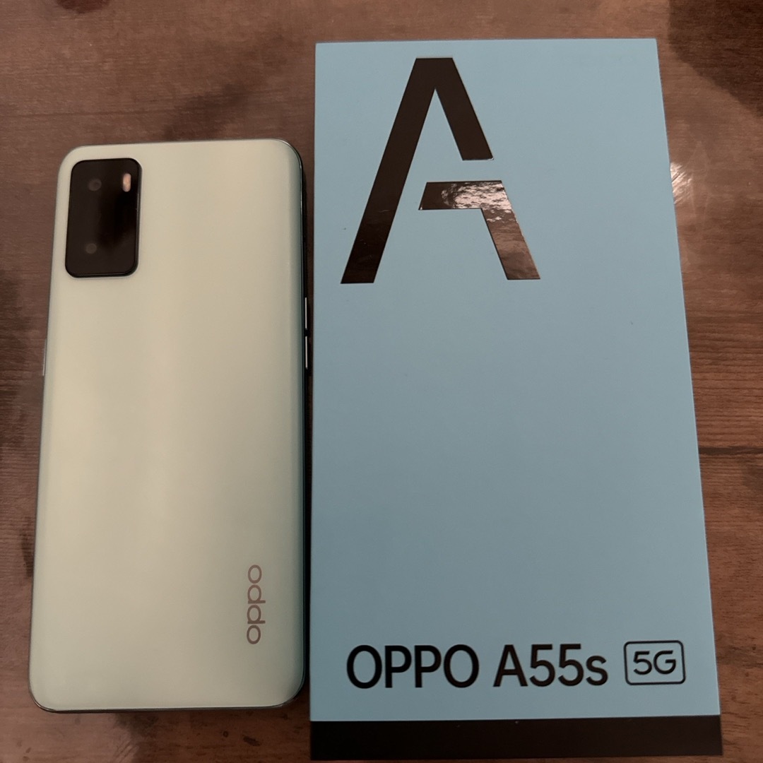 OPPO(オッポ)のOPPO A55S 5G グリーン スマホ/家電/カメラのスマートフォン/携帯電話(スマートフォン本体)の商品写真