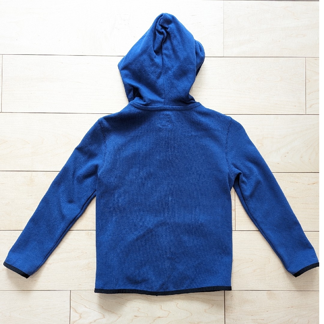 GAP Kids(ギャップキッズ)のGAPパーカー120センチ キッズ/ベビー/マタニティのキッズ服男の子用(90cm~)(ジャケット/上着)の商品写真