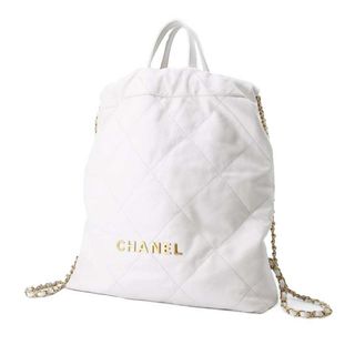 シャネル(CHANEL)のシャネル バックパック 22 ラージ ロゴ カーフレザー AS3313 CHANEL リュック 白(リュック/バックパック)