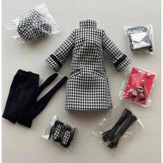 POPPY PARKER 最新 Checkmates outfit 一式(人形)