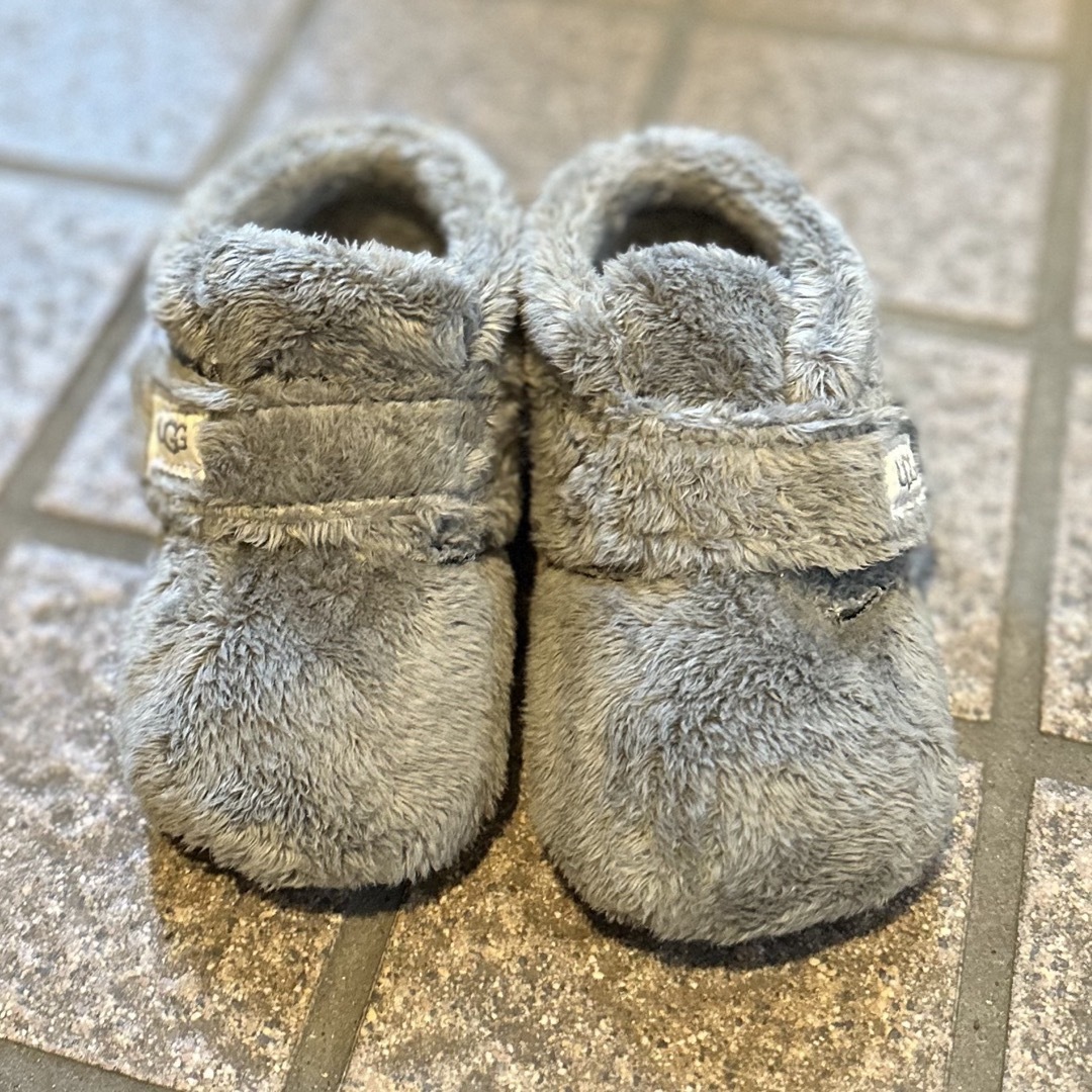 UGG(アグ)のUGG ベビー　12.5cm キッズ キッズ/ベビー/マタニティのベビー靴/シューズ(~14cm)(ブーツ)の商品写真